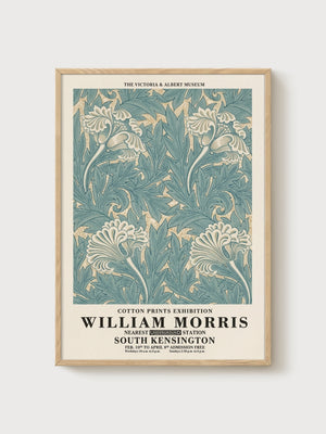 William Morris Print poster in oak frame