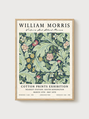 William Morris Print poster in oak frame